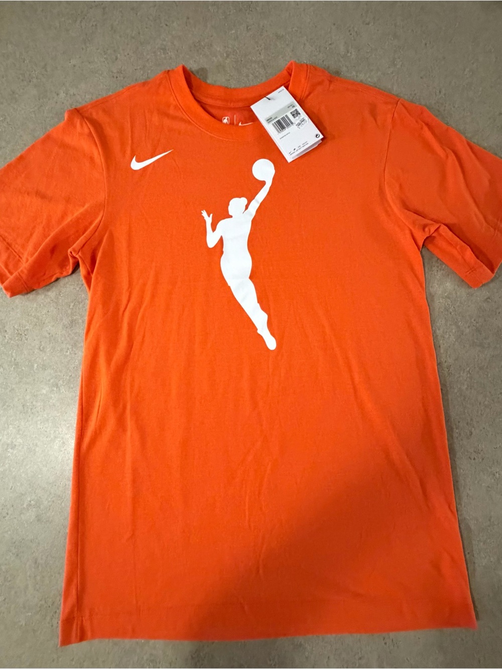 Men’s WNBA Dri-Fit Tee Orange. Like new. Size XS